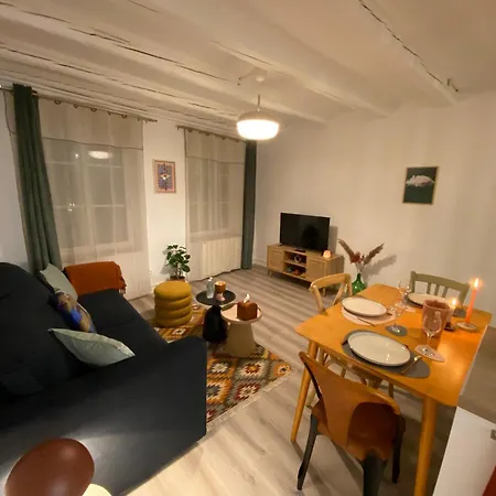 A22 - Les Cosy De - Le Boheme Chic 4* Апартаменты